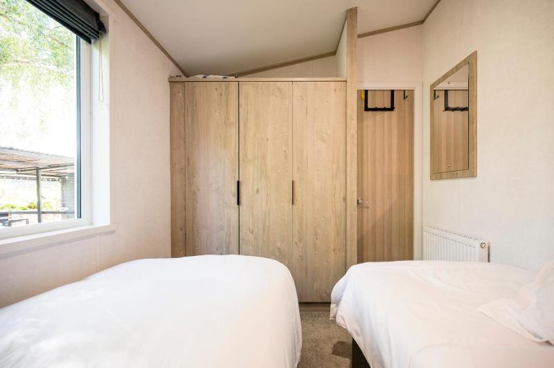 The Cabin Ufford - image 7