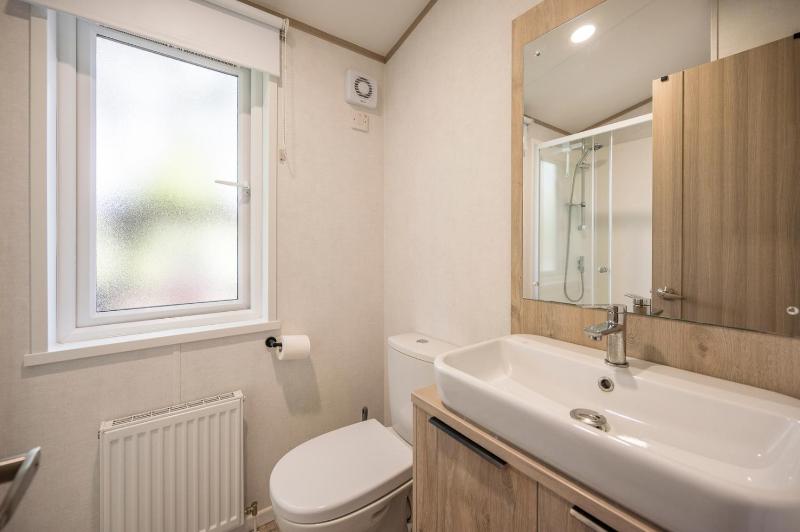 The Cabin Ufford - image 9