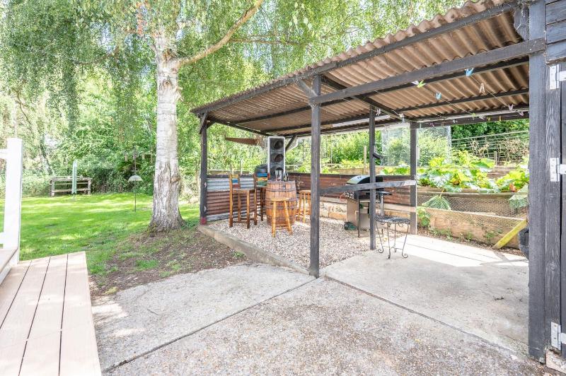 The Cabin Ufford - image 12