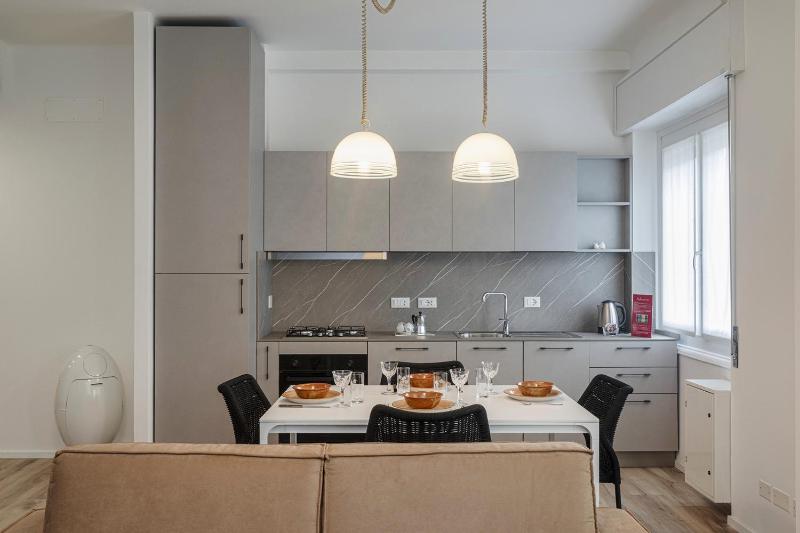 Quinto Modern Flat by Wonderful Italy - image 11