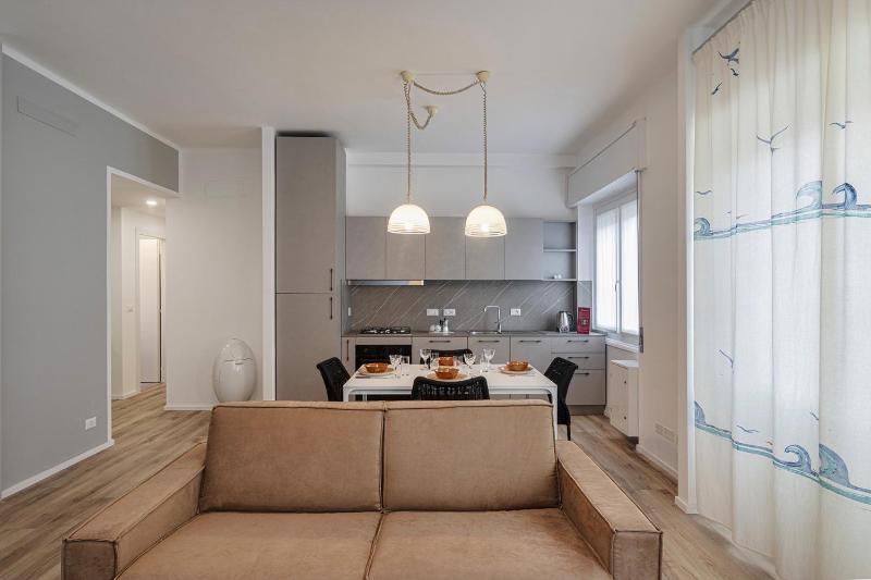 Quinto Modern Flat by Wonderful Italy - image 13