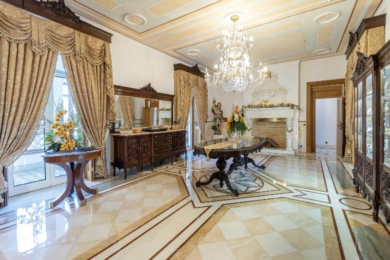 Sintra Marmoris Palace - image 11