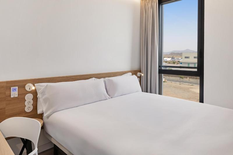 B&B HOTEL Alicante Aeropuerto - image 44
