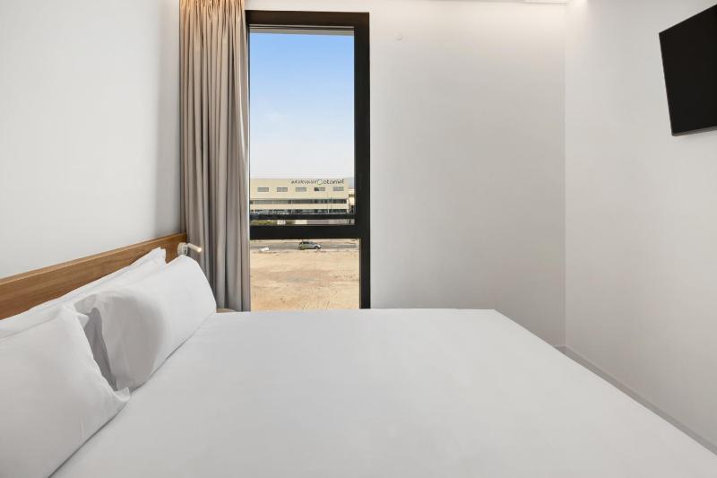 B&B HOTEL Alicante Aeropuerto - image 15