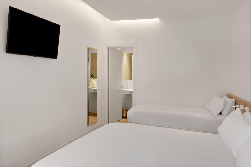 B&B HOTEL Alicante Aeropuerto - image 37