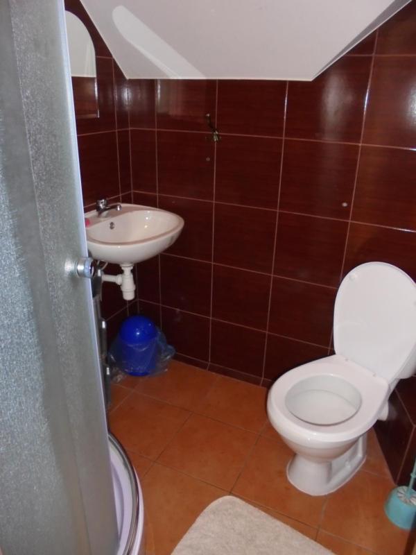 Double Room with Private Bathroom image 2