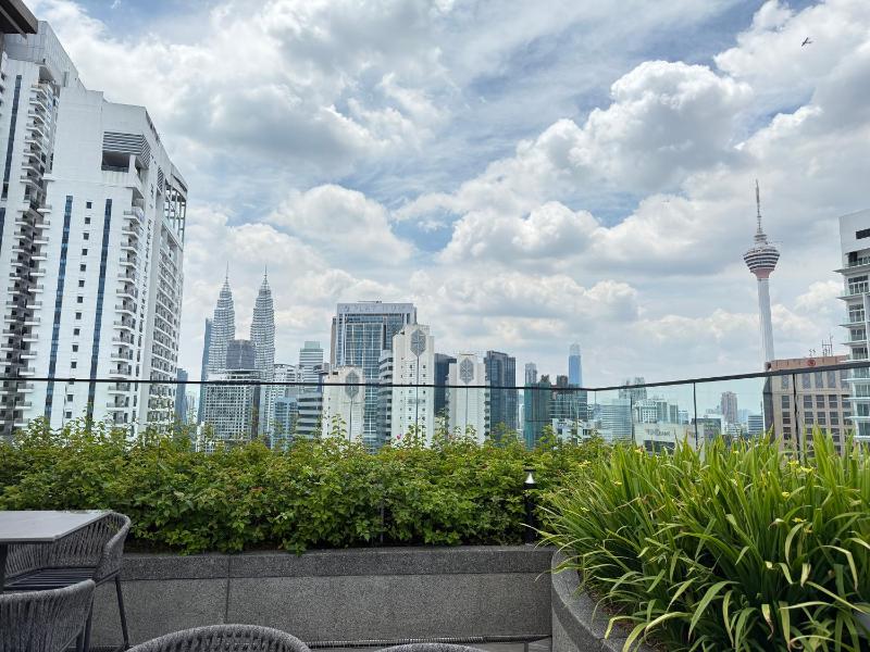 Majestic Residence KLCC By Flixhome - image 11