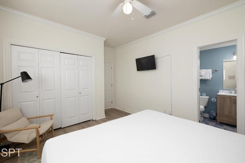 Sea Dancer #10 condo - image 19