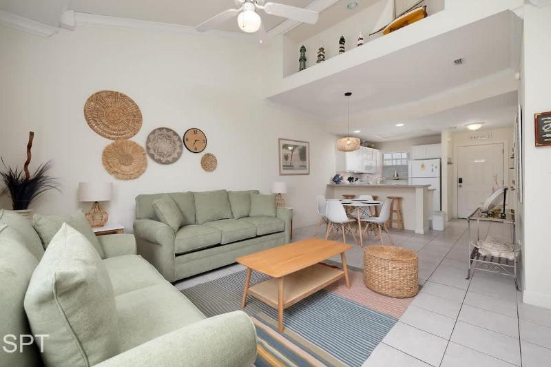 Sea Dancer #10 condo - image 11