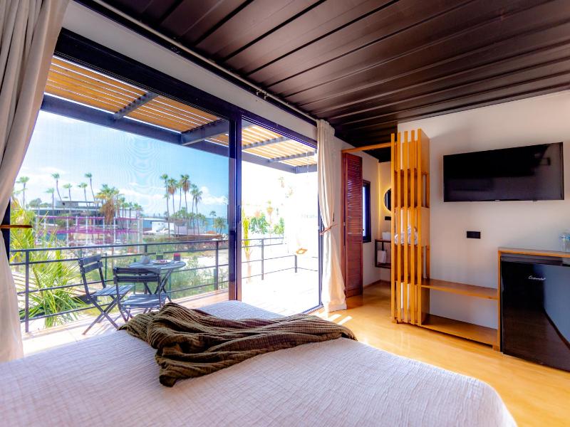InHouse Glamping Hotel La Paz - image 8