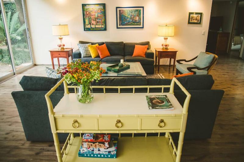 Polanco beautiful one-floor house with garden - image 16