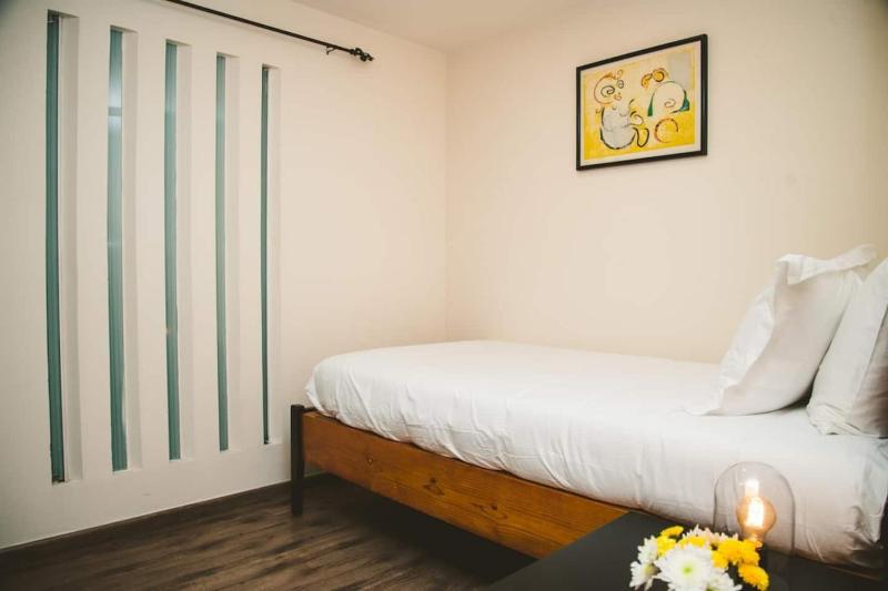 Polanco beautiful one-floor house with garden - image 36