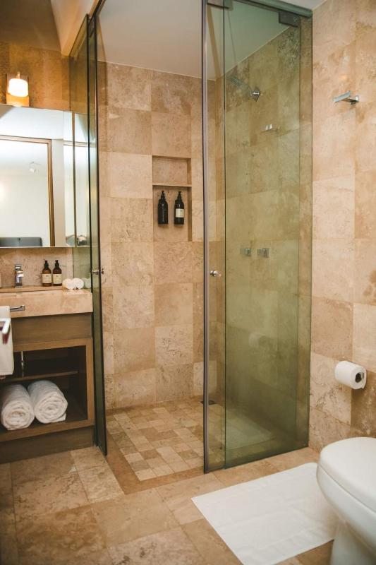 Polanco beautiful one-floor house with garden - image 9
