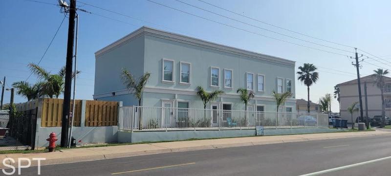 Villas de Laguna 2 townhouse - image 4