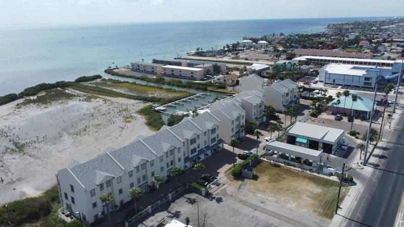 Tortuga Bay home - image 2