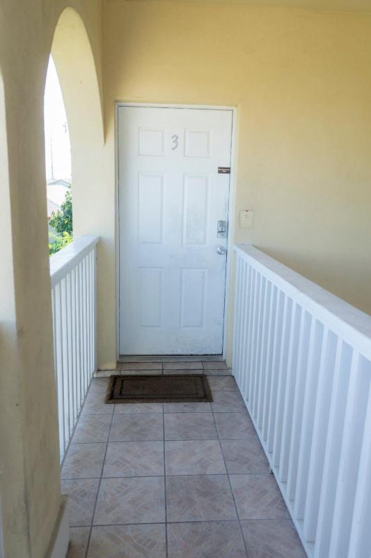 Walk to Beach Condo with Pool unit C - Island Morning Sun 3 - image 28