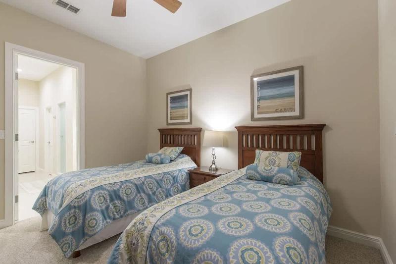 Villas House Bayview home - image 12
