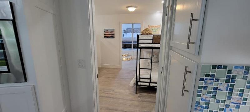 Huge Beachview Home Pool Updated - image 26