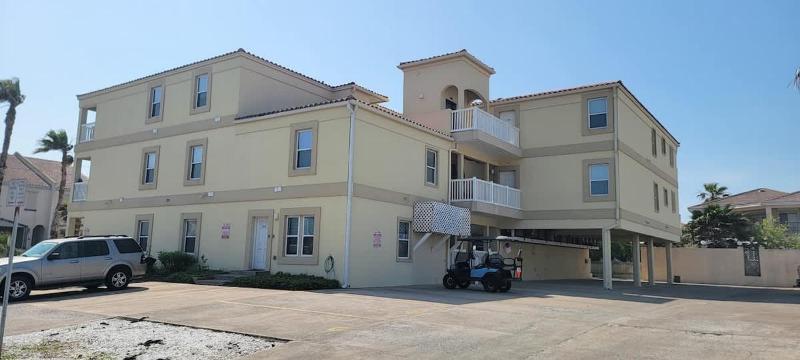 Cora Lee Beachview condo - image 26