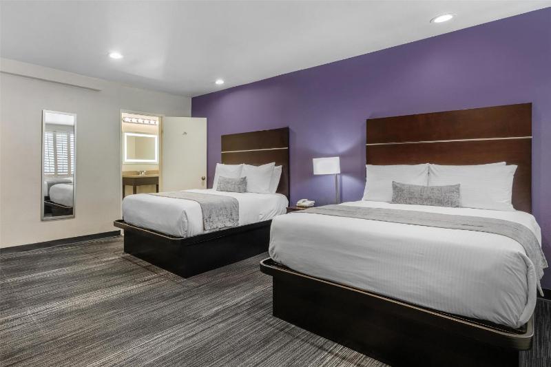 SureStay Hotel by Best Western Beverly Hills West LA - image 8