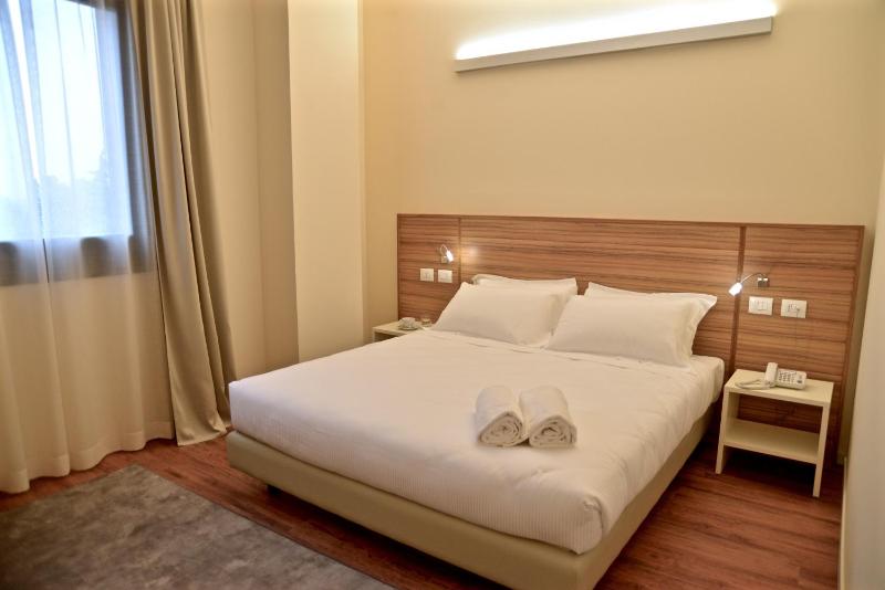 Double Room image 1