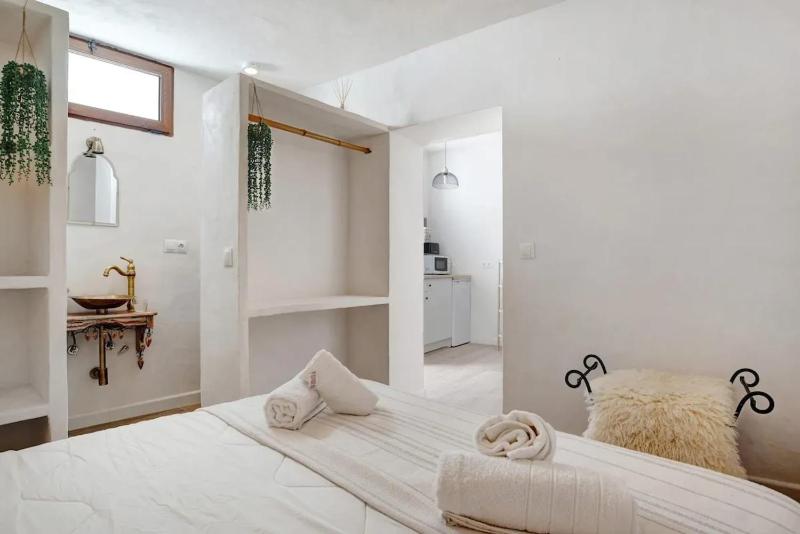 Cozy apartment in Vejer - 25 m² with mountain view - image 9