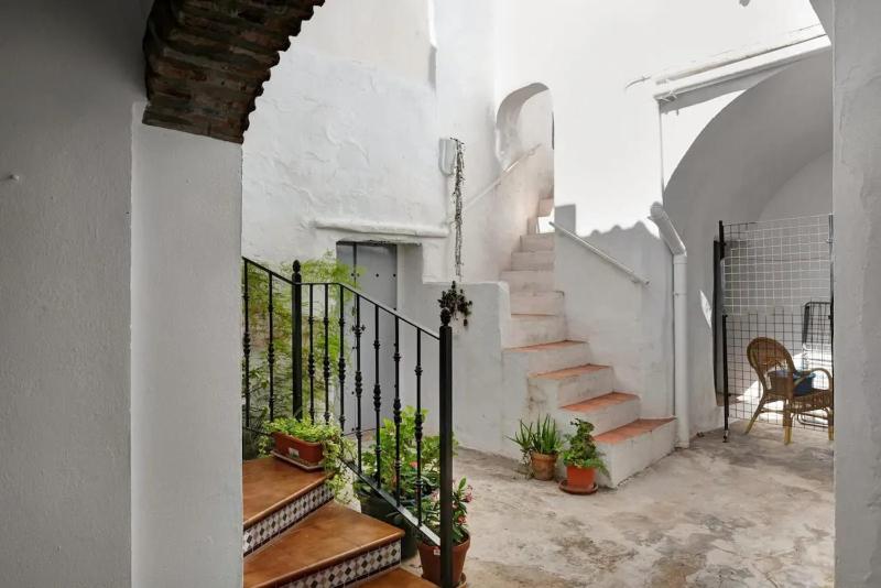 Cozy apartment in Vejer - 25 m² with mountain view - image 19