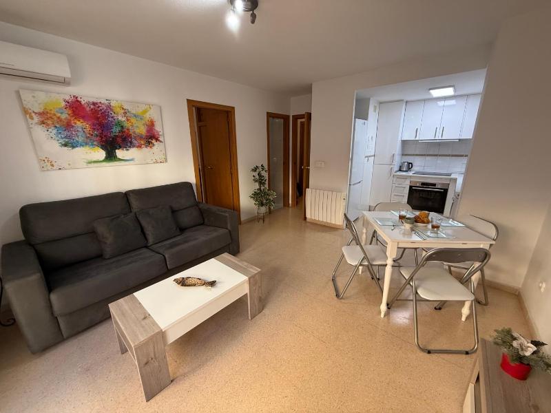 Apartamento en Centro Alicante junto al Mercado con terraza By Turihome - image 9