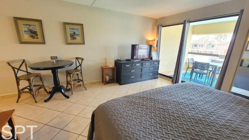 Landfall 22 home - image 43