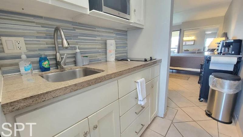 Landfall 22 home - image 21