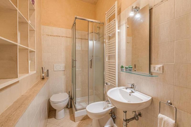 Appartamento-Via dei Pilastri 32 - image 12
