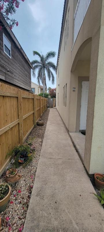 Beach & Palms condo condo - image 11