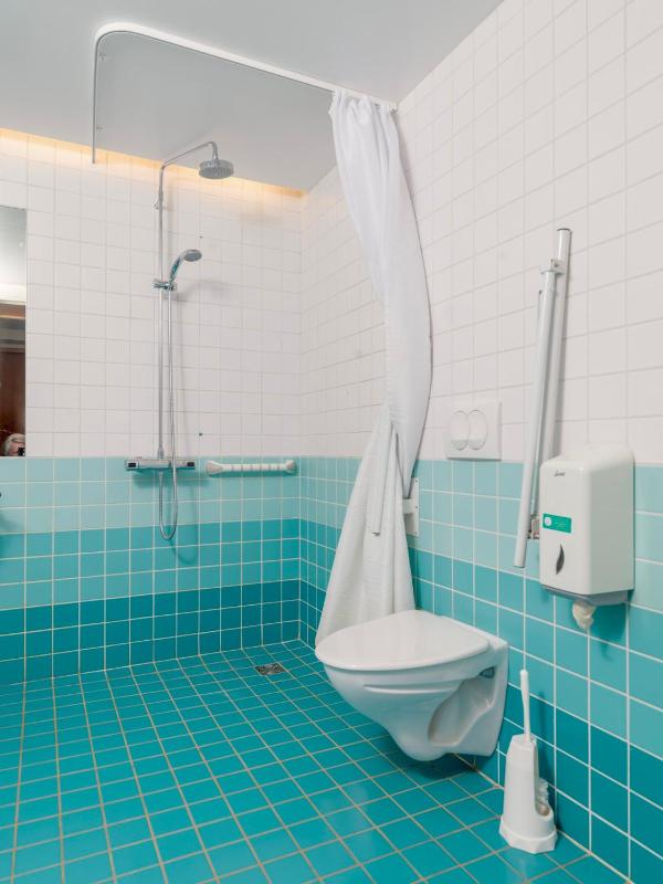 Loft - HI Eco Hostel - image 8