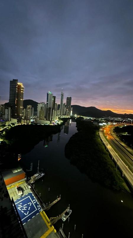 Luxury with Spa at Marina Beach Towers - image 38