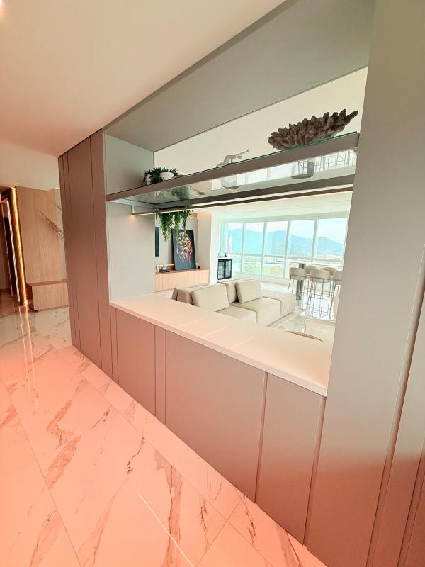 Luxury with Spa at Marina Beach Towers - image 13