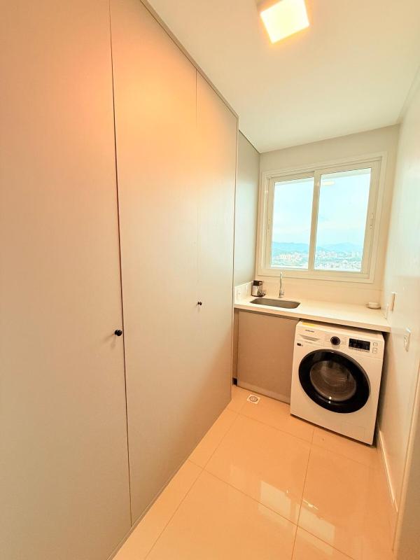 Luxury with Spa at Marina Beach Towers - image 10