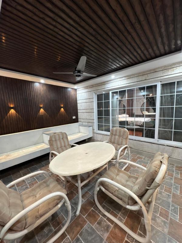 Zee Suites - image 10
