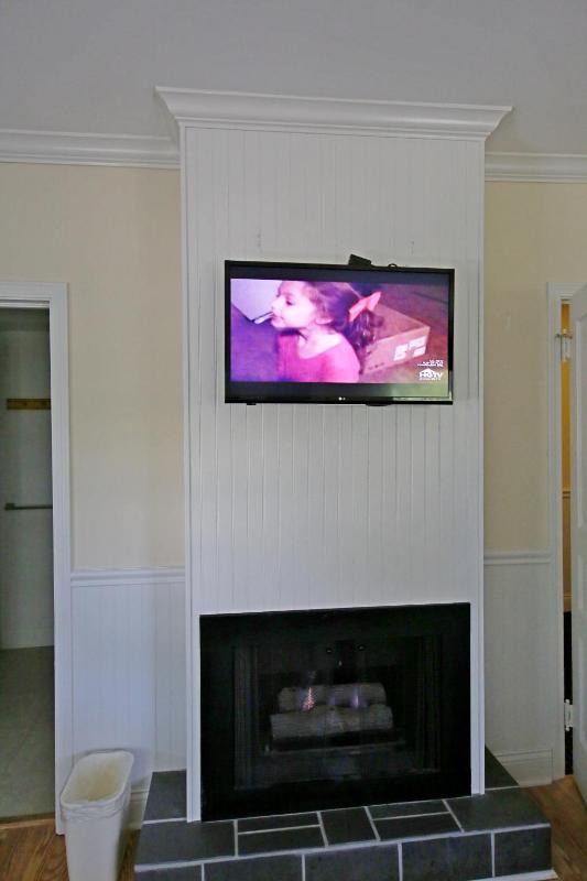 King Room image 4