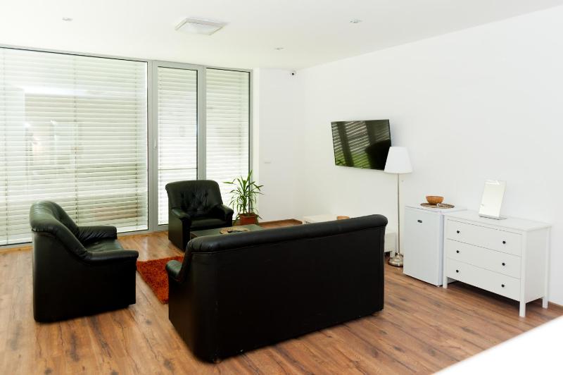 Two-Bedroom Villa image 3