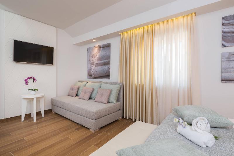 Superior Double or Twin Room image 2