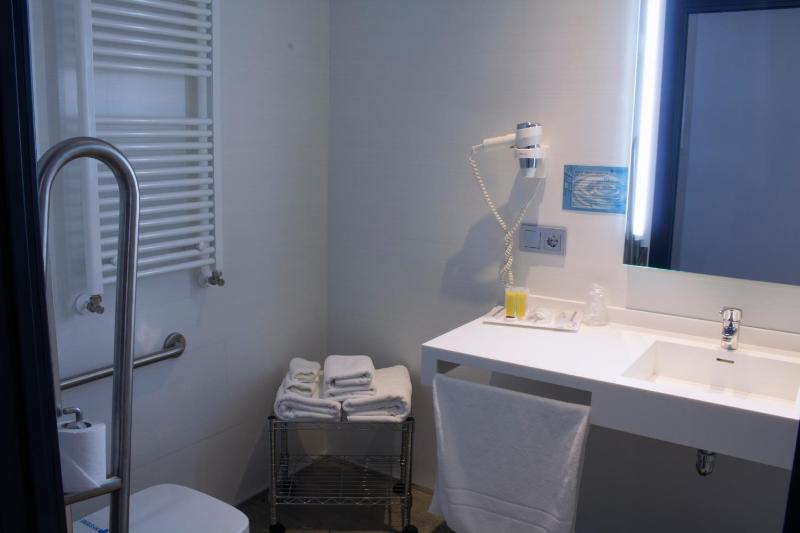 Double Room with Disability Access image 3