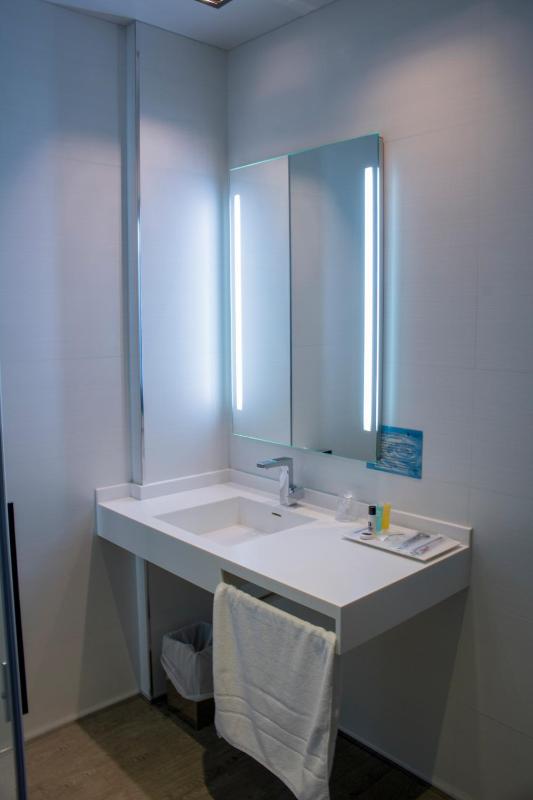 Single Room image 2