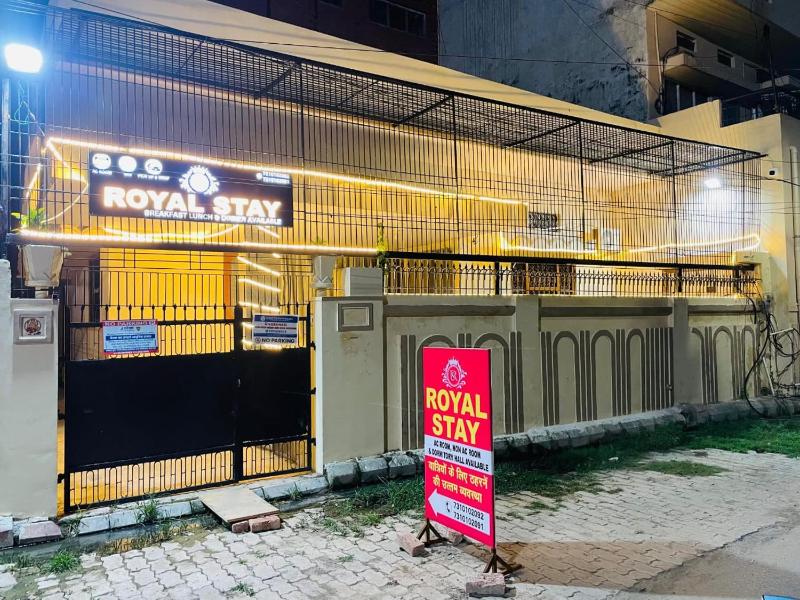 ROYAL STAY NEAR assi ghat - image 14