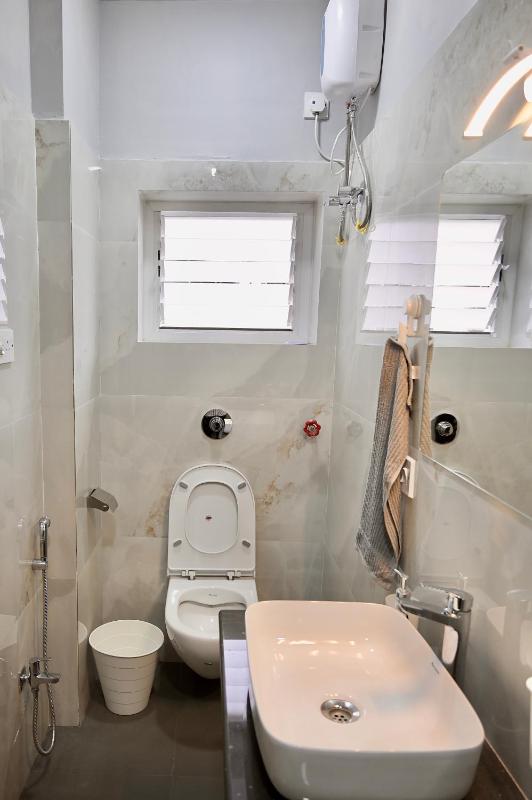 Neelam Homestay - Lemon Room - image 7