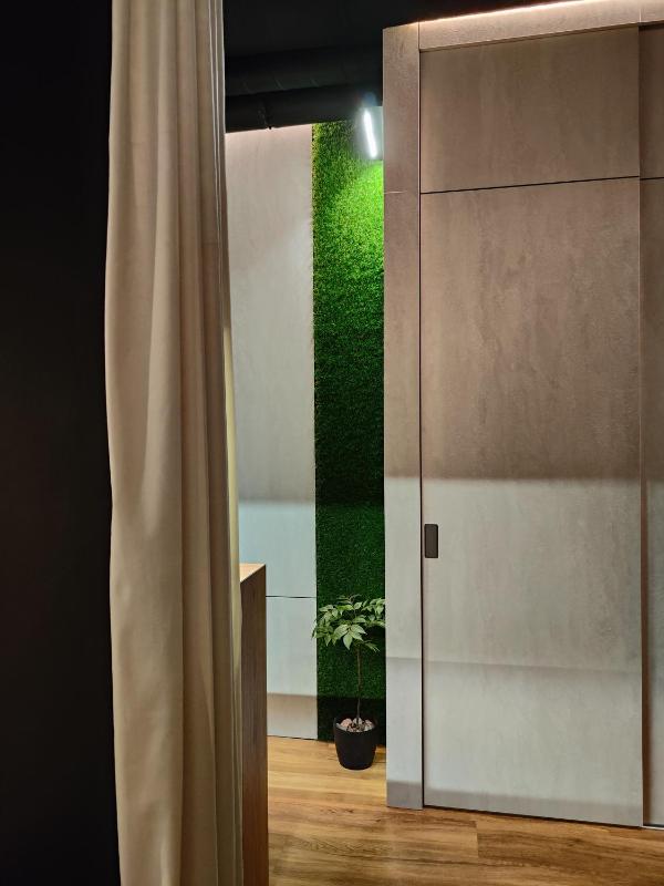 BT Apartment - image 9