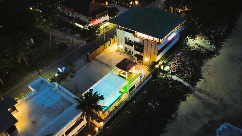 The Cabana - image 6