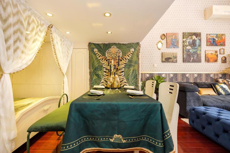 Xizhi B&B & Retro Loft - image 10