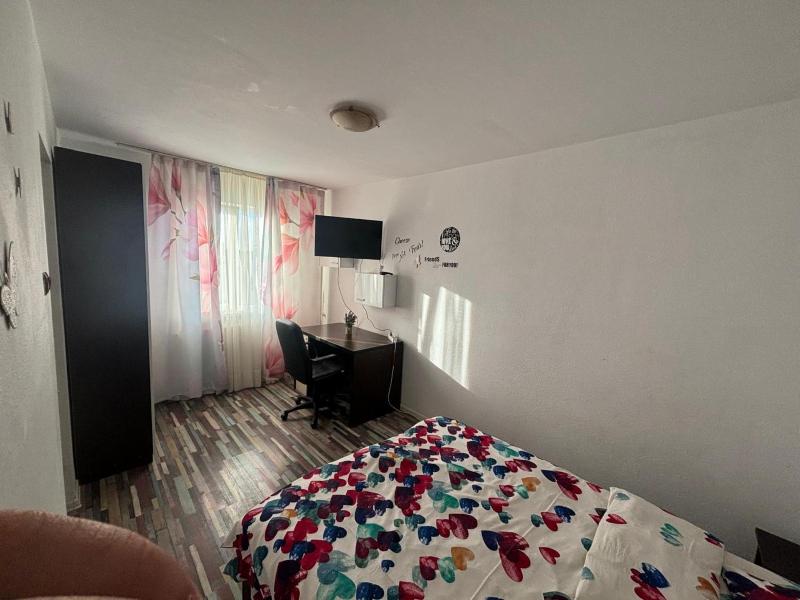 London Appartment - image 6