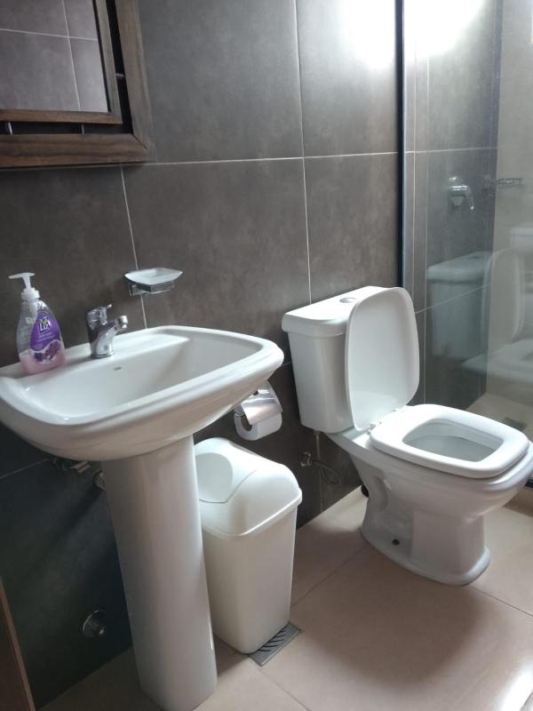 Ubicación Perfecta en Urbari Apartamento Ideal para Estancias Cortas - image 9