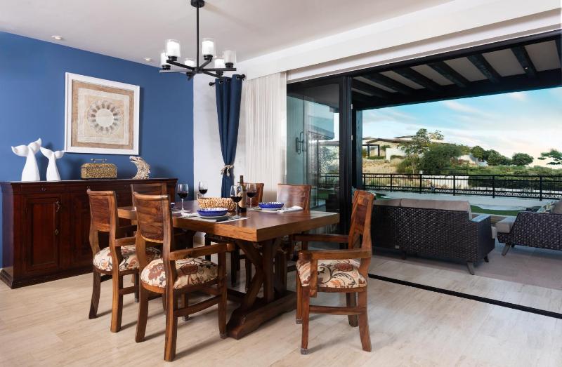 Luxe 5 BDRM Copala Villa GOLF Minutes to Marina - image 16